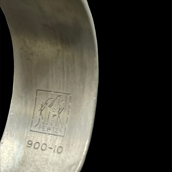 Kirk etched cuff bracelet - Picture 4 of 5